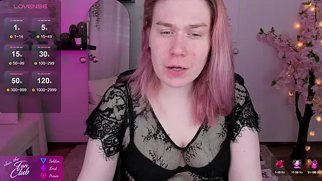 Nancy Sun  online show from December 18, 11:13 am