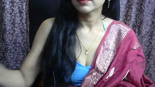 iam-moni2 online show from February 19, 6:00 pm
