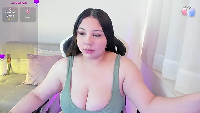 ambar-wells online show from May 15, 5:20 pm