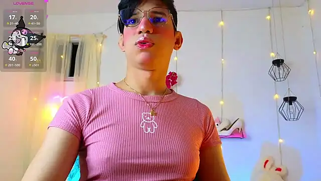 Ariel Femboy  online show from March 22, 4:24 am