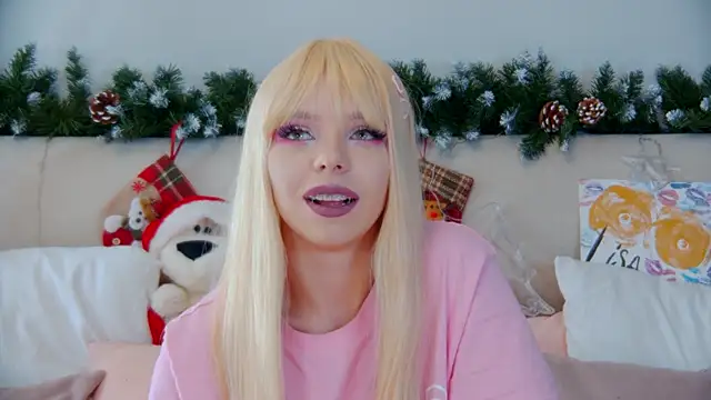 Snapshot of ElisabethDavis chatting on December 25, 5:26 pm ElisabethDavis online show from December 25, 5:26 pm