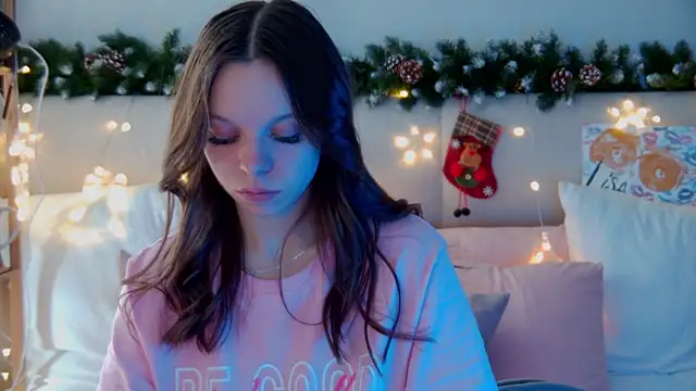 Snapshot of ElisabethDavis chatting on December 28, 12:57 am ElisabethDavis online show from December 28, 12:57 am