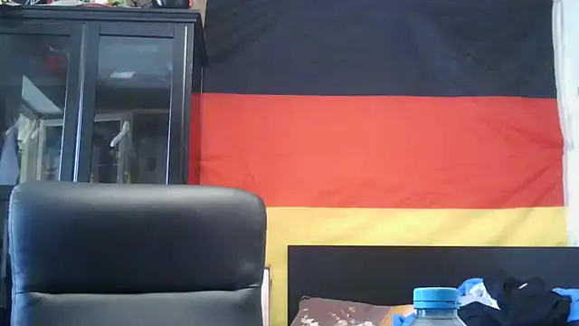 Die-geile-Sau online show from June 19, 12:31 pm