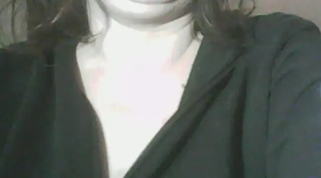 Snapshot of deluxpussy chatting on January 22, 1:42 am deluxpussy online show from January 22, 1:42 am