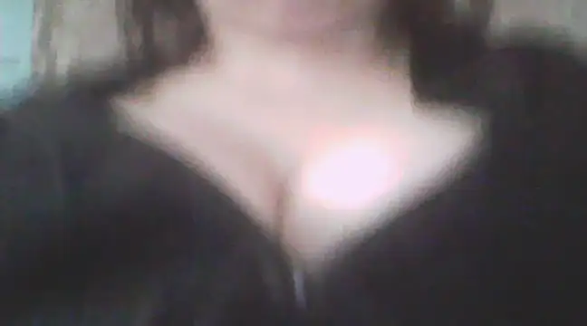 Snapshot of deluxpussy chatting on February 2, 7:09 am deluxpussy online show from February 2, 7:09 am