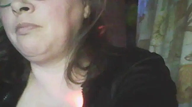 Snapshot of deluxpussy chatting on March 21, 5:23 pm deluxpussy online show from March 21, 5:23 pm