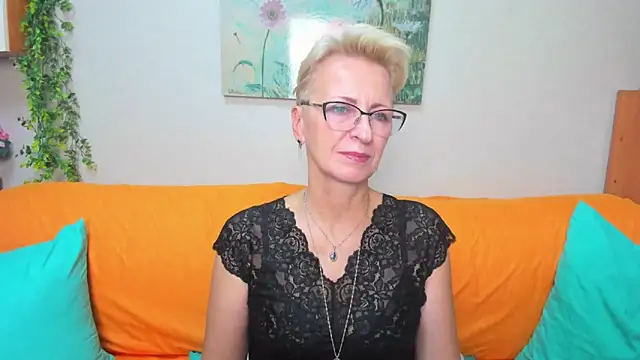 iamyourdream89 online show from October 9, 12:14 pm