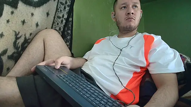 sweet cock28 online show from September 11, 3:34 pm