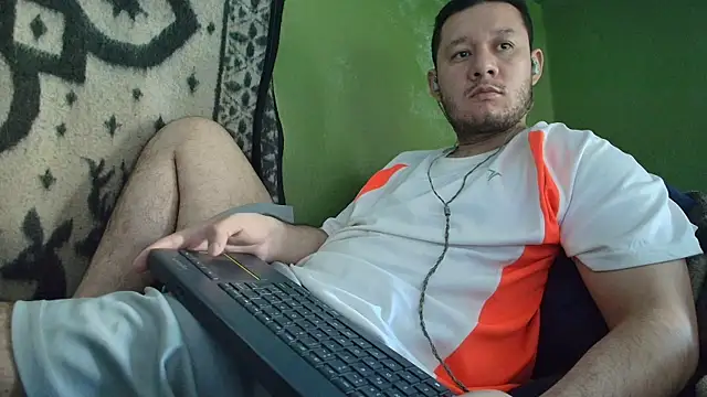 Snapshot of sweet_cock28 chatting on November 2, 2:30 pm sweet cock28 online show from November 2, 2:30 pm