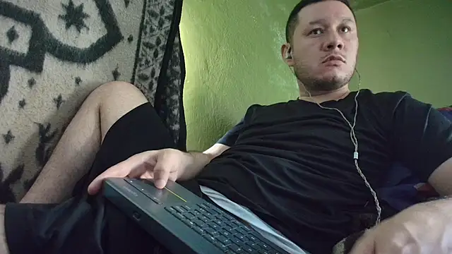 sweet cock28 online show from November 26, 3:13 pm