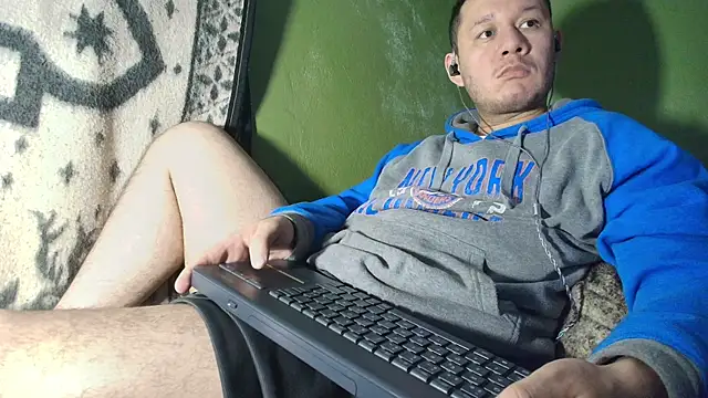 sweet cock28 online show from December 18, 3:56 am