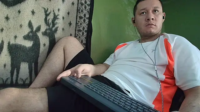sweet cock28 online show from April 21, 3:17 pm