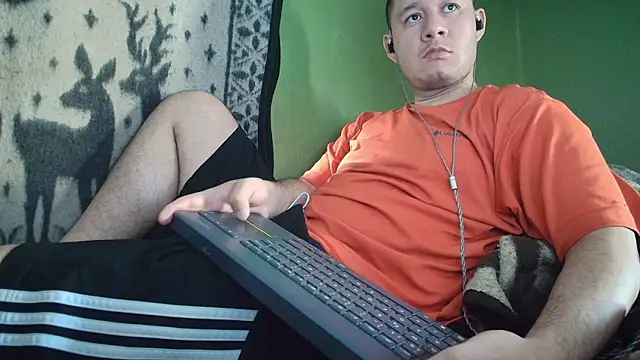 sweet cock28 online show from June 16, 3:03 pm