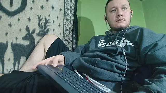 sweet cock28 online show from July 5, 2:02 pm