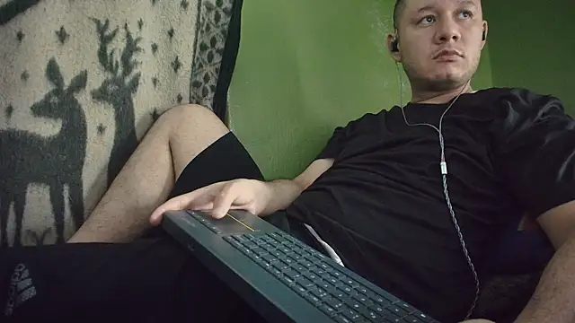 sweet cock28 online show from July 8, 3:27 pm