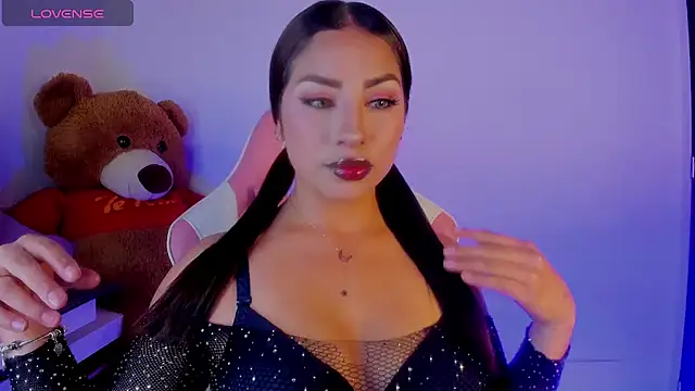 lucykinky22 online show from November 6, 10:21 pm