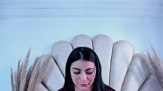 Snapshot of Natasha__Blue chatting on October 17, 7:16 pm Natasha Blue online show from October 17, 7:16 pm