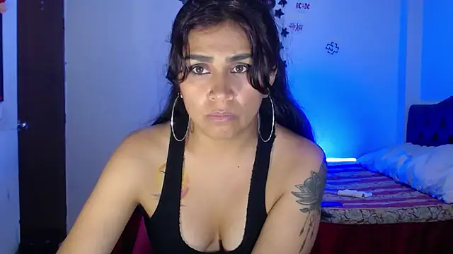 pinky violeta online show from February 23, 9:26 pm