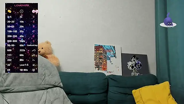 Katniss K online show from March 4, 7:51 am