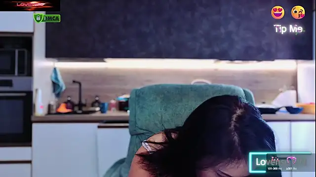 Katniss K online show from September 11, 1:22 pm