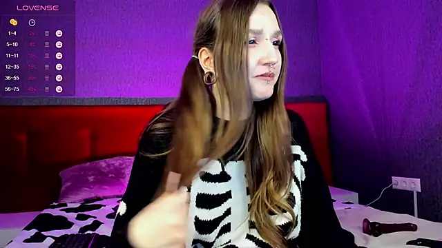 Snapshot of Pink_diablo chatting on January 18, 5:41 am Pink diablo online show from January 18, 5:41 am