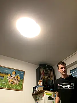 Toyjungee online show from October 8, 12:03 pm