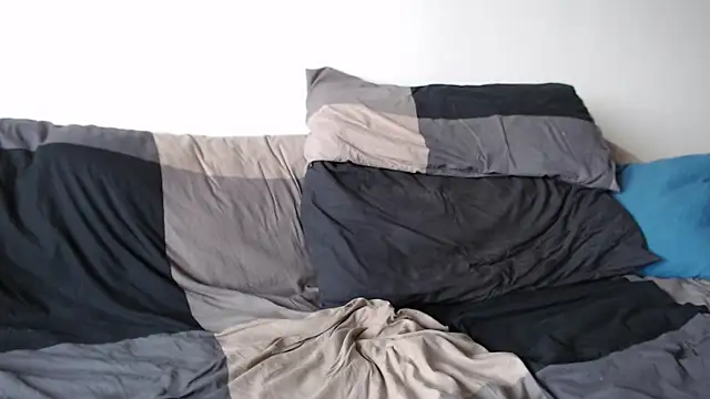 frankkk82 online show from December 13, 12:06 pm