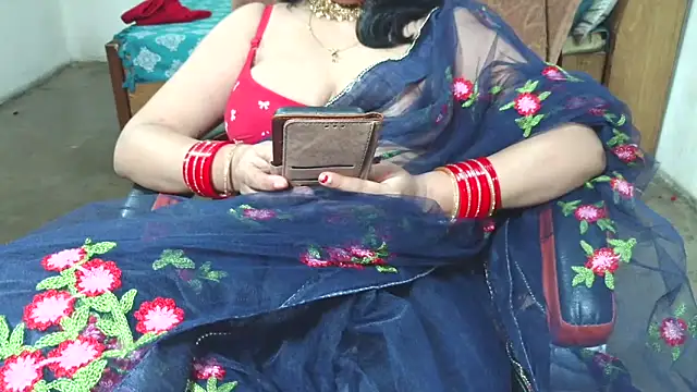 Cute Mahi22 online show from October 5, 7:01 pm