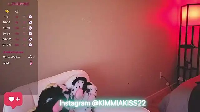 kimmiakiss22 online show from January 31, 4:14 am