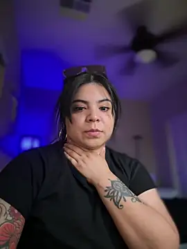 kimmiakiss22 online show from February 27, 12:32 am