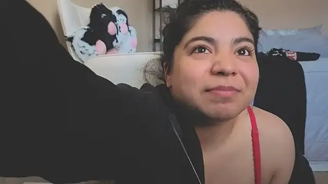 kimmiakiss22 online show from March 9, 12:10 am