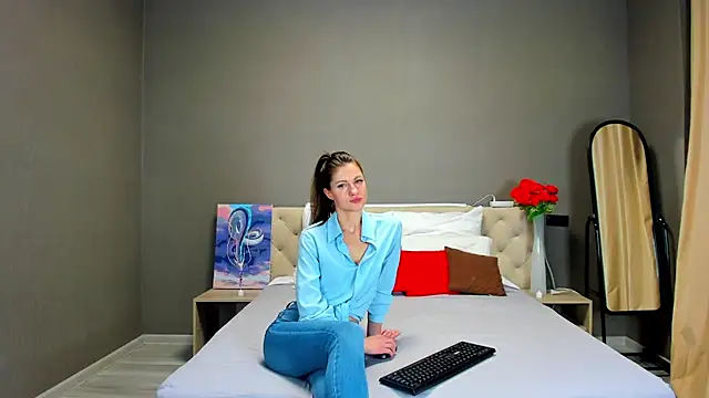 Katerina Ray online show from December 4, 11:19 am