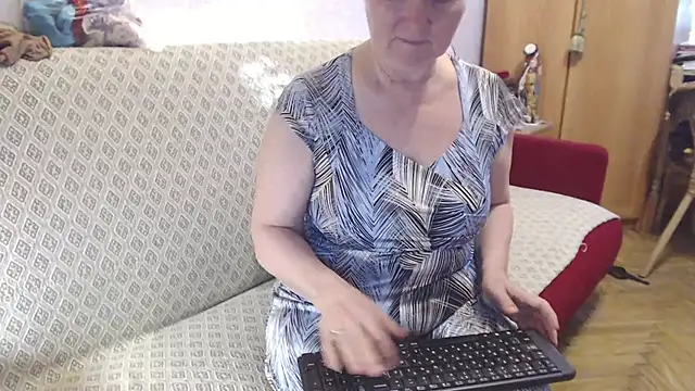 zarinafonliberman online show from October 17, 6:05 am