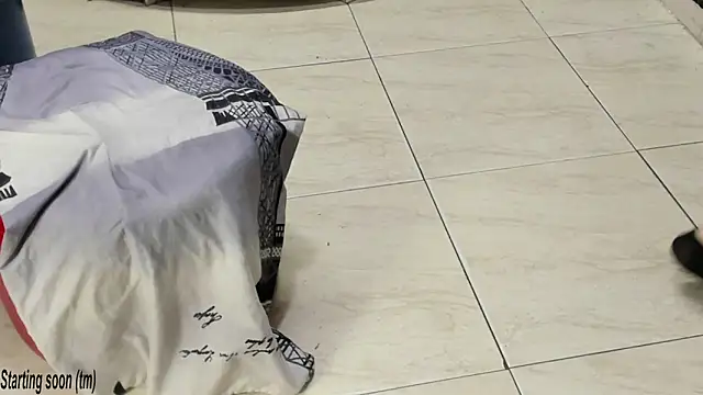 hot-threesome online show from November 27, 4:20 pm