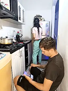 catire2323 online show from December 3, 2:36 am