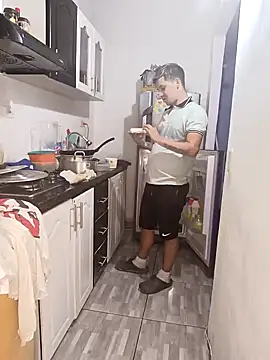 catire2323 online show from December 4, 2:20 am