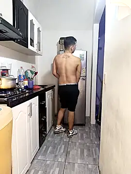 catire2323 online show from December 21, 1:36 am