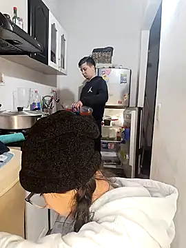 catire2323 online show from December 29, 4:05 am