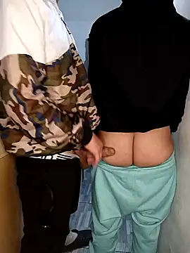 catire2323 online show from January 23, 2:44 am