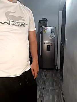 catire2323 online show from January 26, 8:34 pm