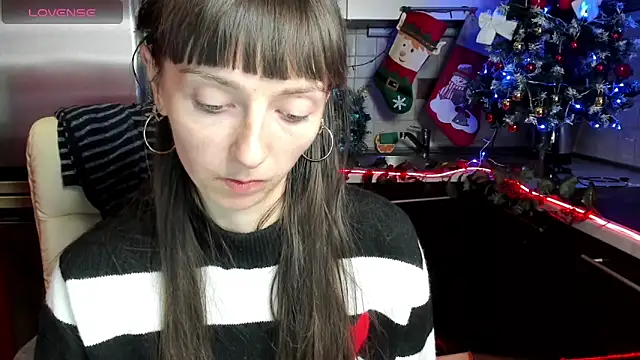 TayanaJons online show from December 6, 12:27 pm