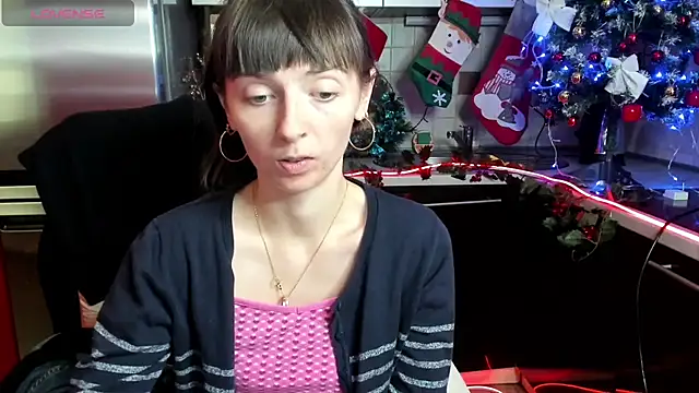 TayanaJons online show from December 12, 10:45 am
