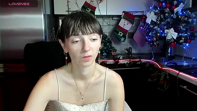 TayanaJons online show from December 17, 7:50 am