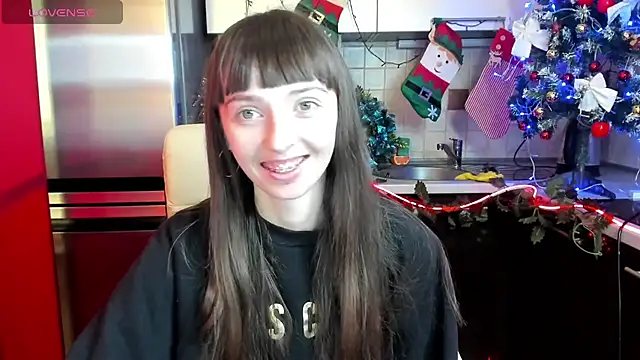 TayanaJons online show from December 18, 7:36 am