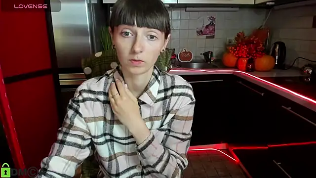 TayanaJons online show from October 18, 6:48 am