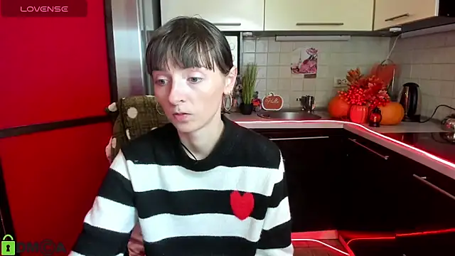 TayanaJons online show from November 12, 8:04 am