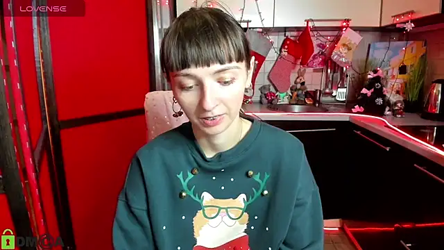 TayanaJons online show from December 19, 8:10 am