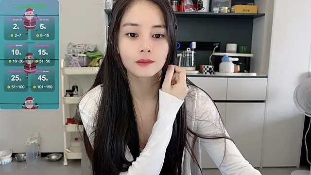 Snapshot of Judy520 chatting on April 14, 11:55 pm Judy520 online show from April 14, 11:55 pm