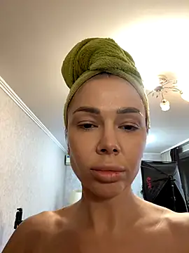 StripBianka online show from November 5, 9:09 am