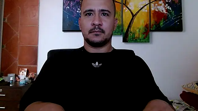 christian colombian1 online show from December 13, 12:28 pm